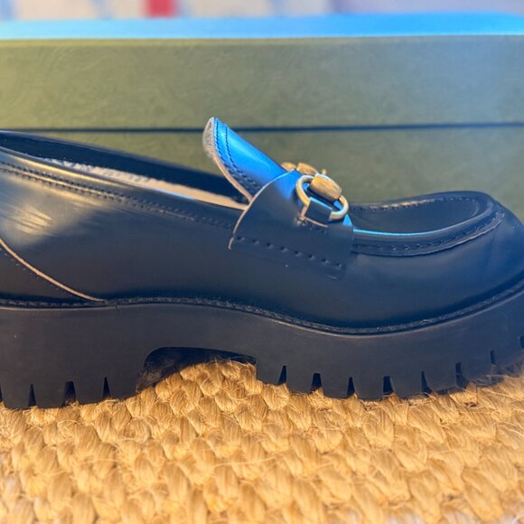 Gucci black leather horsebit lug sole loafers 37.5 - Picture 7 of 8